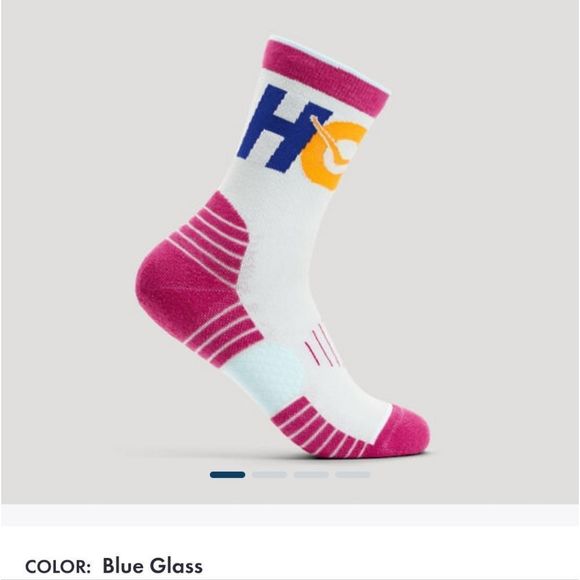 Hoka One One Accessories - NWT Hoka Crew Run Socks Size Small